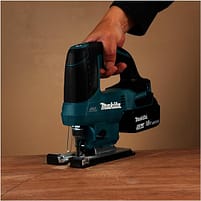 Scie sauteuse Makita